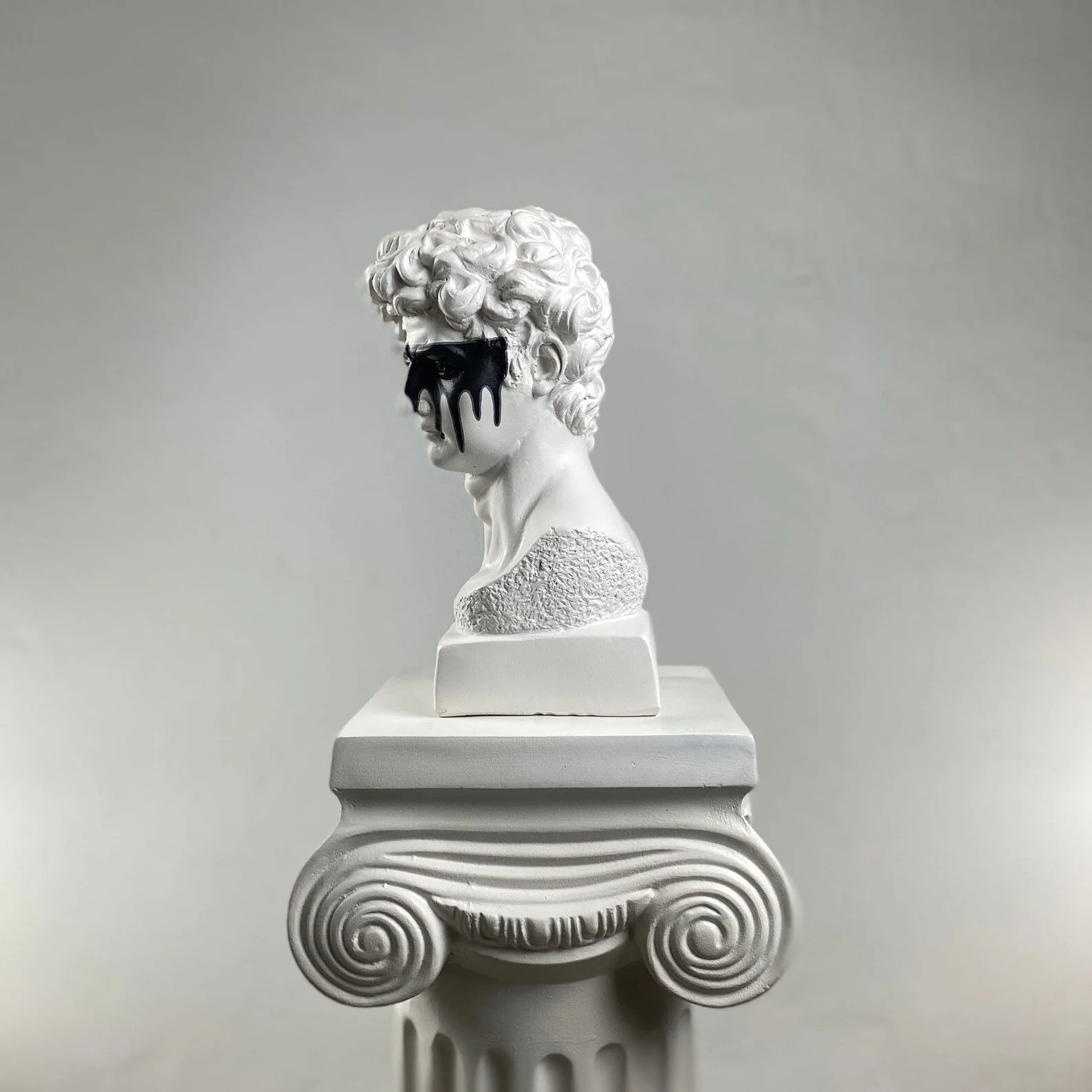 David Sculpture - The Terminator - Image 2
